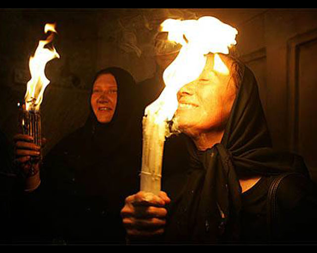 Благодать ли Благодатный огонь