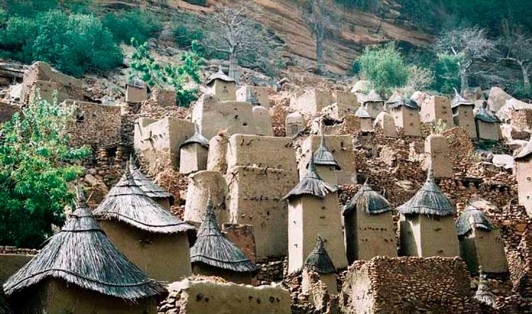 Космические путешествия Догонов