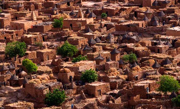 Космические путешествия Догонов